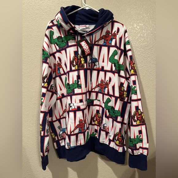 NWT MARVEL Disney Avengers Classic Comic Style Logo Hoodie Sz 3X - Picture 1 of 2